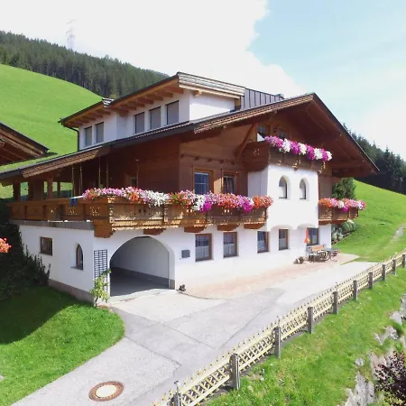 Haus Rieder *